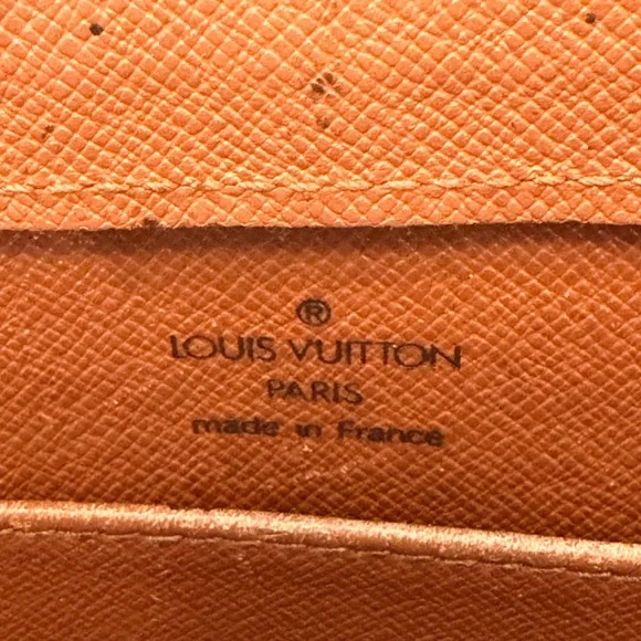 authentic Louis Vuitton Monogram Mens Clutch